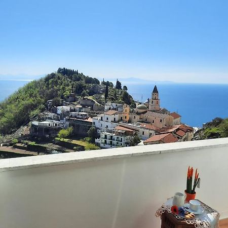 L'Arabesco Apartment Amalfi Ngoại thất bức ảnh